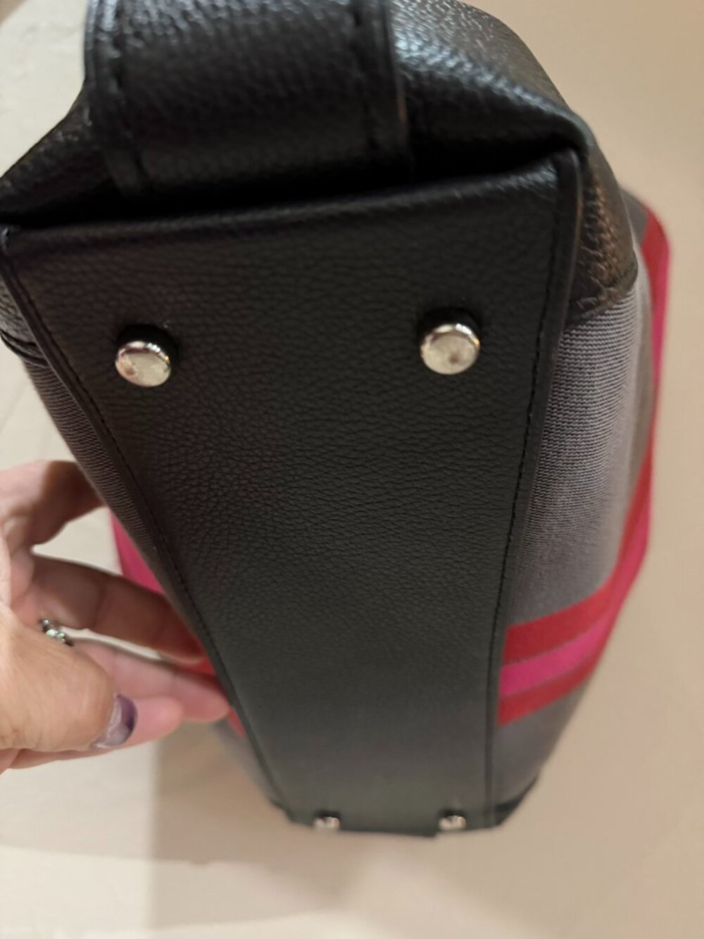 Coach Edie 31 Horse and Carriage Shoulder Bag - Picture 3 of 12